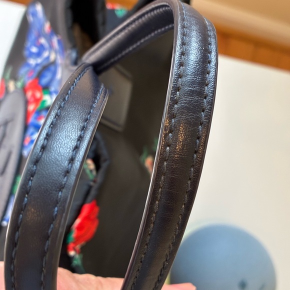 Tory Burch Blue Ella Printed Nylon Tote with a Floral Print - Picture 4 of 10